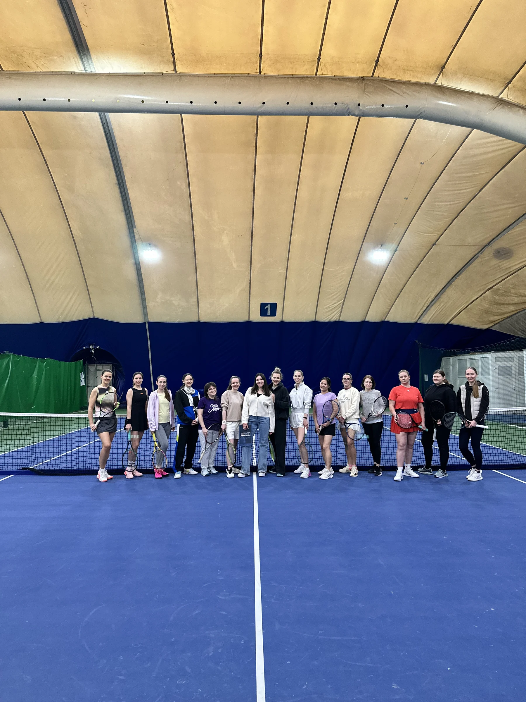 Участники ProTennis Cup у сетки